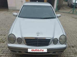 2001 Mercedes-Benz E-Класс 220 II (W210, S210) Рестайлинг, серебристый, 530000 рублей, вид 3