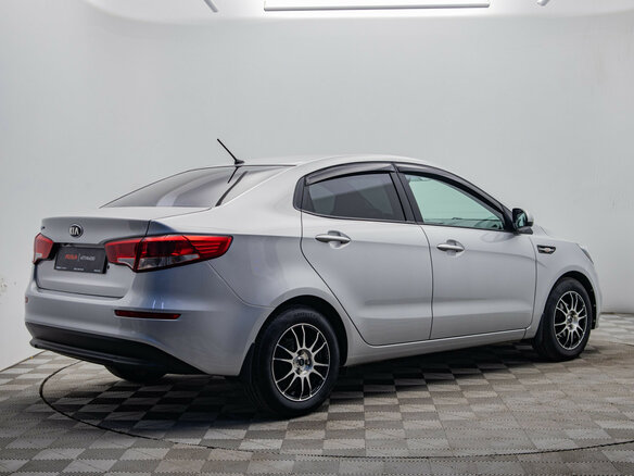 2016 Kia Rio III Рестайлинг, серебристый - вид 4