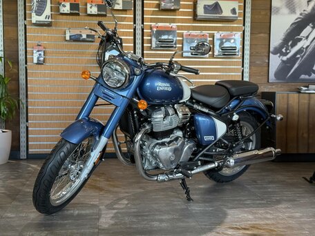 2026 Royal Enfield Classic 650, голубой, 703000 рублей, вид 4