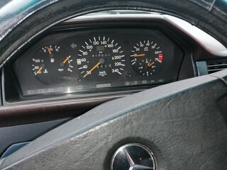 1993 Mercedes-Benz C-Класс 180 (PMS) I (W202), белый, 270000 рублей, вид 5