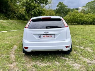2010 Ford Focus II Рестайлинг, белый, 1150000 рублей, вид 5