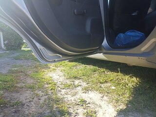 2011 Nissan Note I Рестайлинг, серебристый, 650000 рублей, вид 5