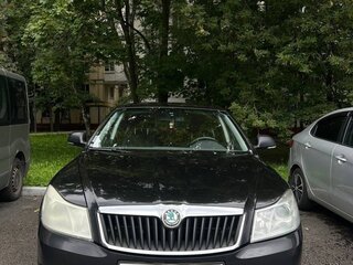 2013 Skoda Octavia DSG7 II (A5) Рестайлинг, чёрный, 1060000 рублей, вид 1