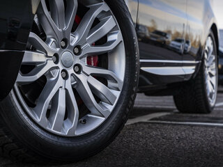 2016 Land Rover Range Rover Sport II, чёрный, 4300000 рублей, вид 3