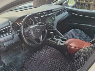 2019 Toyota Camry VIII (XV70), белый, 2500000 рублей, вид 5
