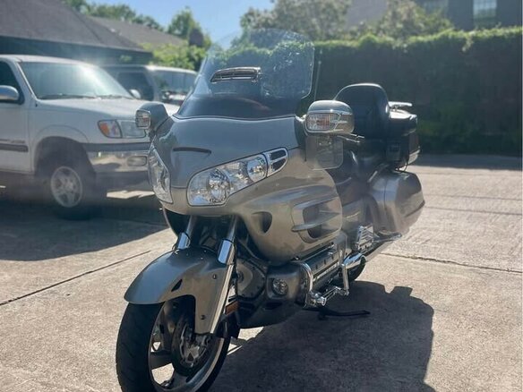 2003 Honda GL 1800 Gold Wing, серый, 670000 рублей - вид 1
