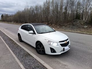 2013 Chevrolet Cruze I Рестайлинг, белый, 800000 рублей, вид 5