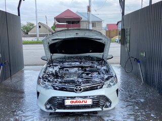 2015 Toyota Camry VII (XV50) Рестайлинг, белый, 2470000 рублей, вид 2