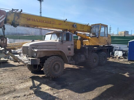 2001 Ивановец КС-35714, бежевый, 1560000 рублей, вид 1
