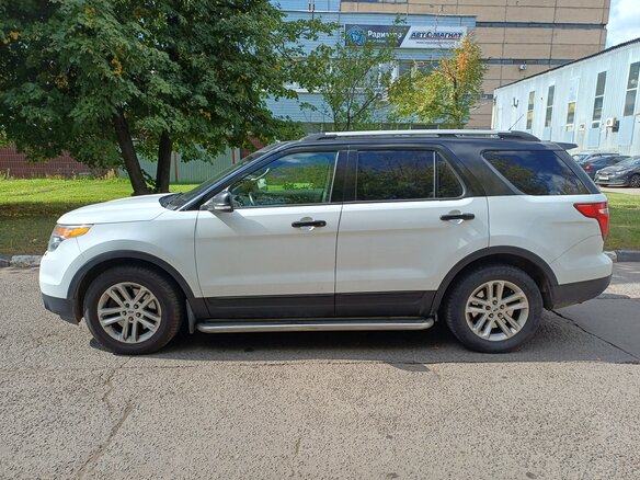 2014 Ford Explorer V, белый, 1500000 рублей - вид 1