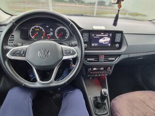 2020 Volkswagen Polo VI, чёрный, 1600000 рублей, вид 4