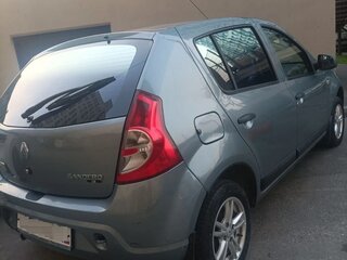 2010 Renault Sandero I, серебристый, 530000 рублей, вид 3