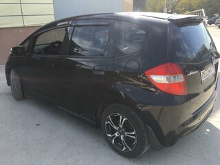 2011 Honda Jazz II Рестайлинг, чёрный, 1200000 рублей, вид 2