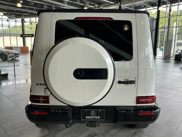 2022 Mercedes-Benz G-Класс 500 III (W463), белый - вид 3