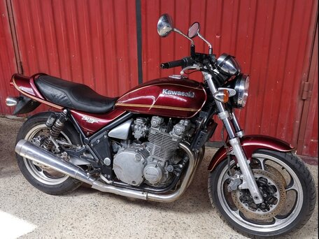 1993 Kawasaki ZR 1100 Zephyr, красный, 370000 рублей, вид 1