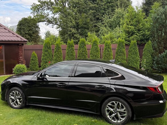 2020 Hyundai Sonata VIII (DN8), чёрный, 2590000 рублей - вид 6