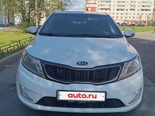 2012 Kia Rio 4-speed III, белый, 790000 рублей, вид 3