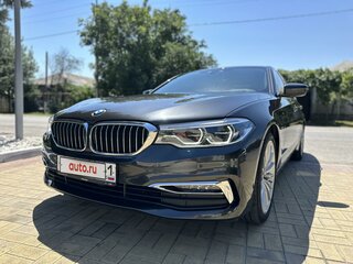 2019 BMW 5 серии 520d xDrive VII (G30/G31/G38), чёрный, 3817000 рублей, вид 2