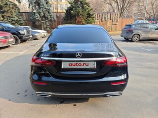 2020 Mercedes-Benz E-Класс 220 d V (W213, S213, C238), чёрный, 3500000 рублей, вид 4