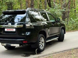 2017 Toyota Land Cruiser Prado 150 Series Рестайлинг 1, чёрный, 4100000 рублей, вид 2