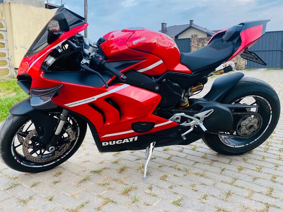 2021 Ducati Panigale V4, красный, 1350000 рублей - вид 10
