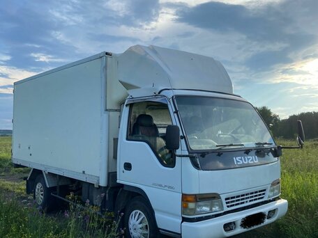 1994 Isuzu Elf (N-series), белый, 1300000 рублей, вид 3