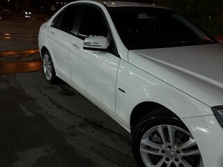 2012 Mercedes-Benz C-Класс 200 III (W204) Рестайлинг, белый, 1400000 рублей, вид 3