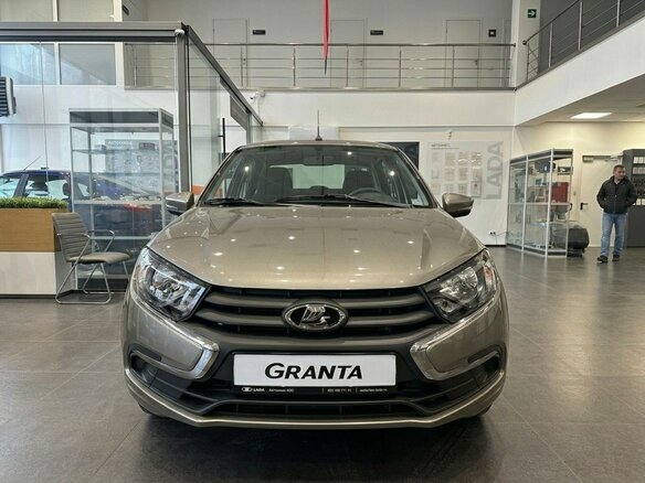 2026 Lada (ВАЗ) Granta I Рестайлинг, зелёный, 1088000 рублей - вид 7