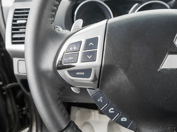 2011 Mitsubishi Outlander II Рестайлинг, коричневый - вид 14