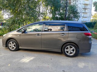2010 Toyota Wish II, серый, 950000 рублей, вид 5