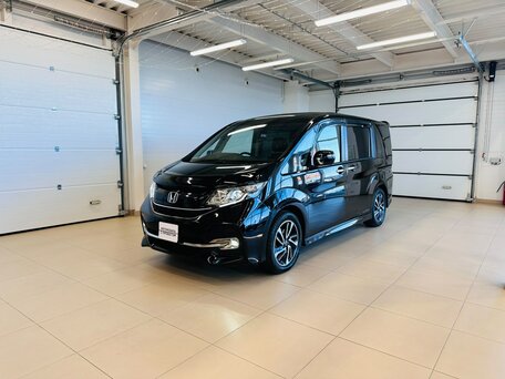 Honda Stepwgn V