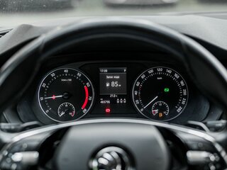 2021 Skoda Octavia IV (A8), белый, 1120000 рублей, вид 5
