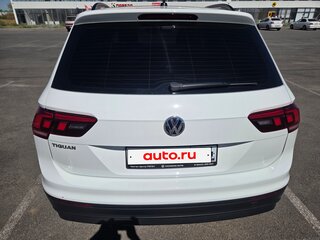 2019 Volkswagen Tiguan II, белый, 2112000 рублей, вид 3