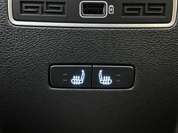 2022 Geely Coolray I, серый, 1690000 рублей - вид 10