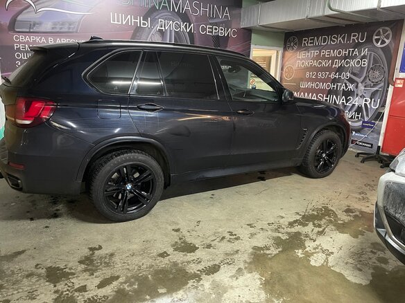 2017 BMW X5 40d III (F15), чёрный, 5500000 рублей - вид 22