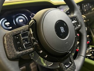 2024 Rolls-Royce Cullinan Black Badge I Рестайлинг (Series II), синий, 57000000 рублей, вид 3