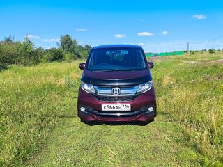2015 Honda Stepwgn Spada V, красный, 1975000 рублей, вид 1