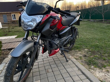 2023 Bajaj Pulsar NS 125, красный, 180000 рублей, вид 2