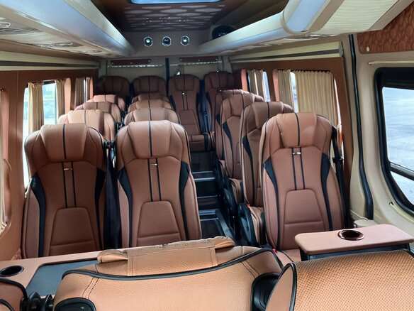 2013 Mercedes-Benz Sprinter, белый, 4650000 рублей - вид 1