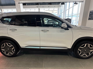 2023 Hyundai Santa Fe IV Рестайлинг, белый, 4140000 рублей, вид 4