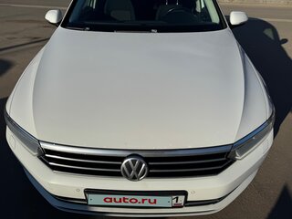 2017 Volkswagen Passat DSG6 B8, белый, 1900000 рублей, вид 3