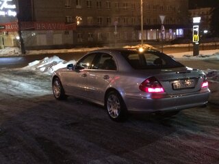 2008 Mercedes-Benz E-Класс 280 III (W211, S211) Рестайлинг, серебристый, 1500000 рублей, вид 5