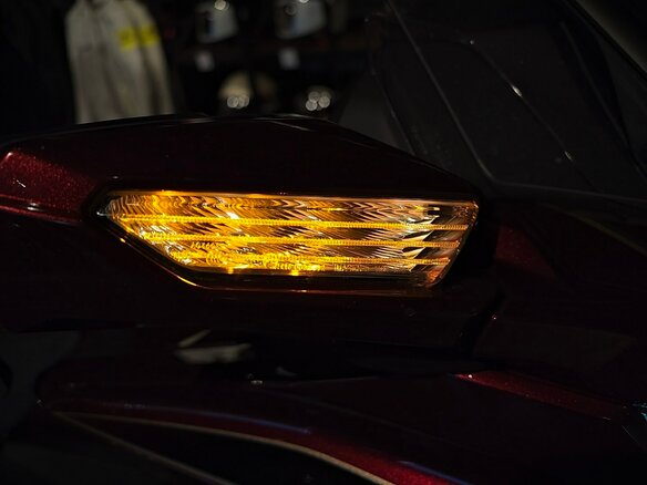 2025 Honda GL 1800 Gold Wing, пурпурный, 3690000 рублей - вид 19