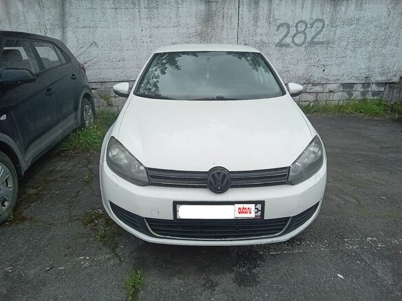 2010 Volkswagen Golf VI, белый - вид 1