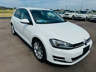 2016 Volkswagen Golf VII, белый, 1800000 рублей, вид 4