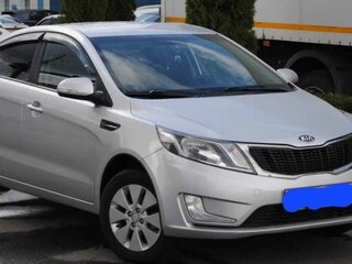 2014 Kia Rio 6-speed III, серебристый, 965000 рублей, вид 3