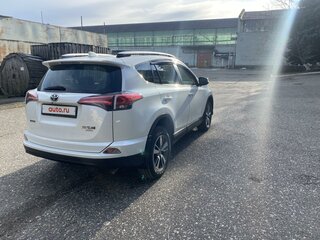 2016 Toyota RAV4 IV (XA40) Рестайлинг, белый, 1800000 рублей, вид 4