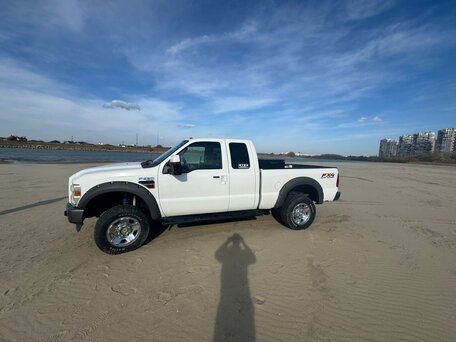 2008 Ford F-250, белый, 3600000 рублей, вид 3