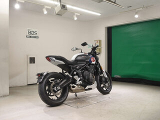 2024 Triumph Trident 660, белый, 490300 рублей, вид 5