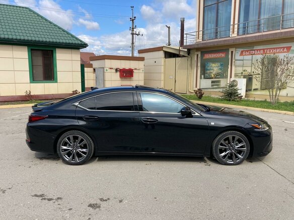 2019 Lexus ES 350 VII, чёрный, 4400000 рублей - вид 9